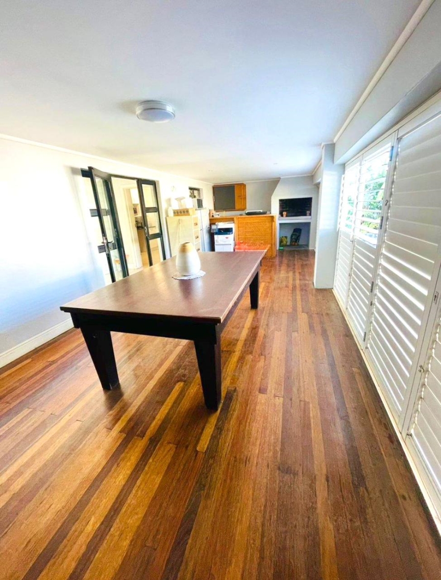 5 Bedroom Property for Sale in Gonubie Eastern Cape